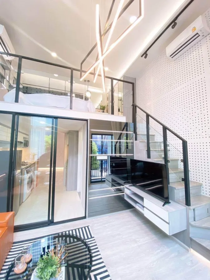 Selling down payment, Origin Plug & Play, Nonthaburi Station, good feng shui, good location, not hot, gets wind. Hurry and reserve.