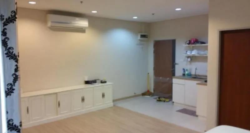ขายสตูดิโอ Intro Paholyothin-Pradipat ตกแต่งบิวอินฟอร์นิเจอร์+เครื่องใช้ไฟฟ้าทั้งห้อง สนใจรีบเลย