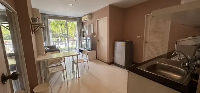 ขาย ให้เช่า Airlink Residences ร่มเกล้า ห้องตกแต่งครบครัน ทีวีจอใหญ่สุดๆ ราคาเบาๆ ไม่จองพลาดมาก images