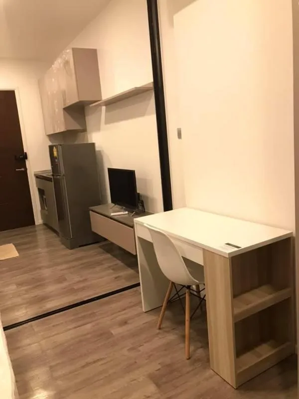 ให้เช่า Brown Condo Ratchada32 ห้องสวย วิวดี ราคาถู๊กถูก มาเลยๆ