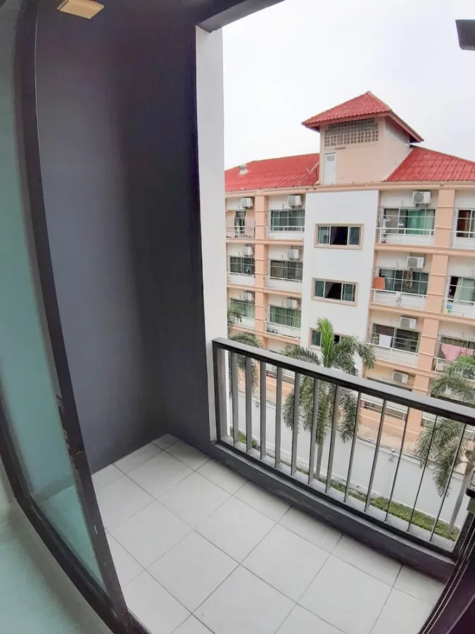 For rent or sale, Lipp Ramkhamhaeng 43/1, north balcony, ready to move in. Don't wait.