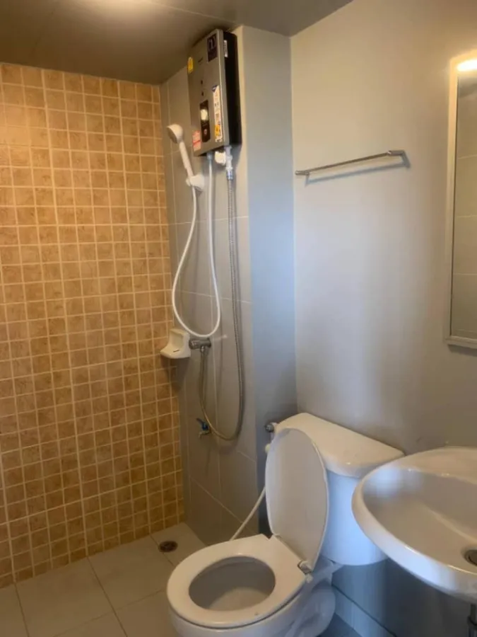 For rent Lumpini Township Rangsit Khlong 1 at a great price. Complete with furniture and electrical appliances Interested in moving