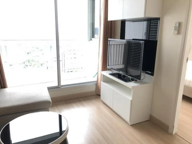 Condo for rent Life @ Laprao18, ready to move in, only 150 meters from MRT Ladprao, easy to travel, super convenient!!