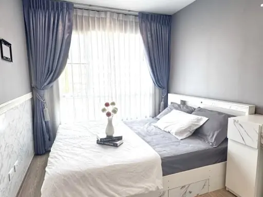 For rent: Regent Home Sukhumvit 97/1, a lovely room on the 3rd floor, fully furnished and equipped with appliances. Just bring your bags and move in!
