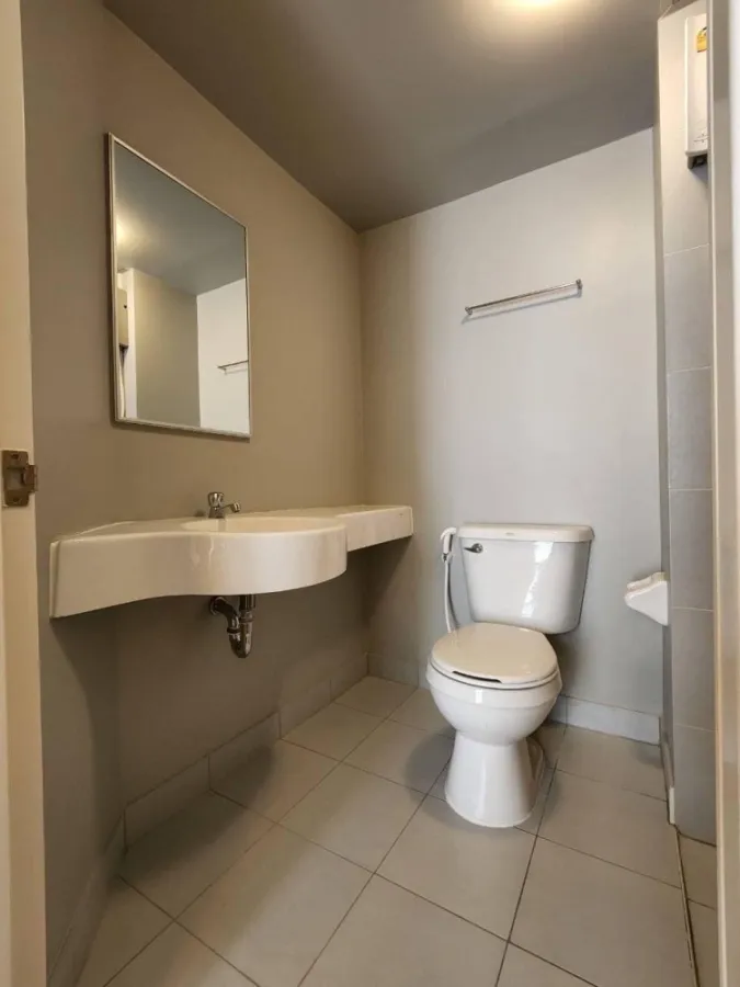 Beautiful room has arrived. For rent, Lumpini Township, Rangsit, Khlong 1, size 26 sq.m., divide the room into proportion. Hurry up to reserve.
