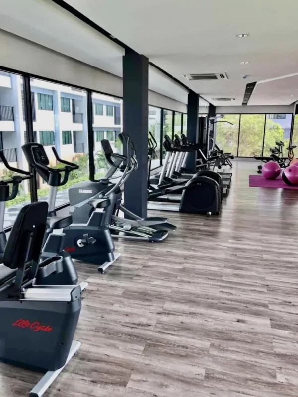 ขายให้เช่า จี คอนโด ศรีราชา ห้องตกแต่งเรียบง่าย เฟอร์นิเจอร์ครบชุด เครื่องใช้ไฟฟ้าครบครัน จองด่วน