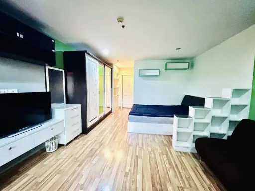ให้เช่า Regent Home 15 Changwattana ห้องสตูดิโอ ชั้น 8 มาพร้อมราคาสุดคุ้ม รีบมาจองเลย