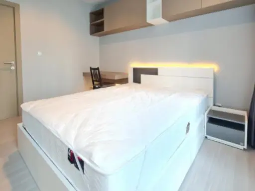 Condo for rent Life Asoke, 10th floor, beautiful view, fully furnished room Complete comfort!!! Rent it