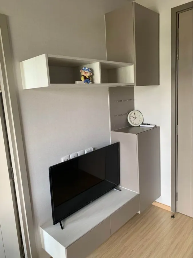 For rent: The Privacy Tha Phra Interchange, bright and comfortable room, with many amenities. Hurry and book now.