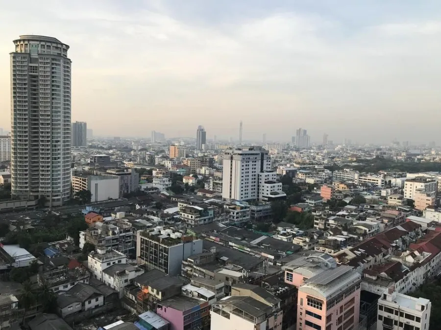 ขาย Empire Place สาทร-นราธิวาส ระเบียงกว้างสุดๆ วิวโล่งโปร่งสบายตา ห้องตกแต่งครบครัน จองเลย