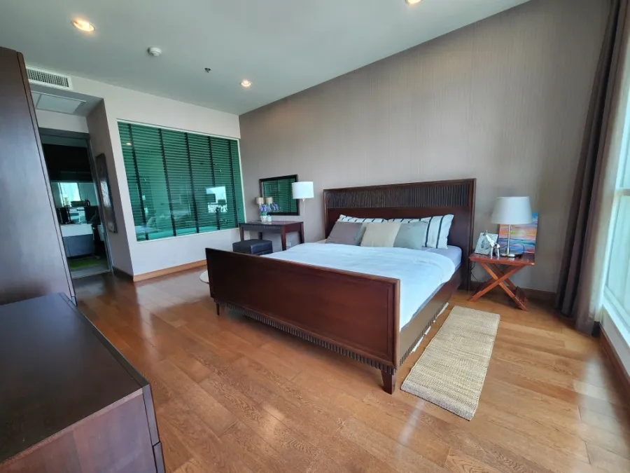 ให้เช่า The Address Chidlom ห้องกว้างอยู่สบาย วิวเมืองสูง มาพร้อมอ่างอาบน้ำสุดฟิน ดีแบบนี้รีบจองเลย!