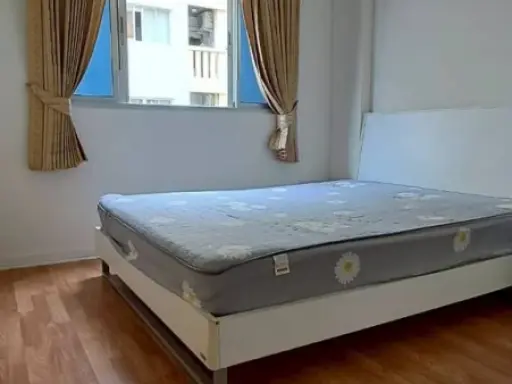 For rent: Lumpini Condo Town Rattanathibet. Ready to move in. Well-partitioned and divided into zones. Book now! Don't wait!
