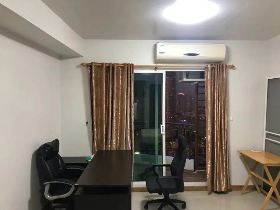 For rent: Supalai River Resort, 36th floor, fully furnished and ready to move in. Book now!