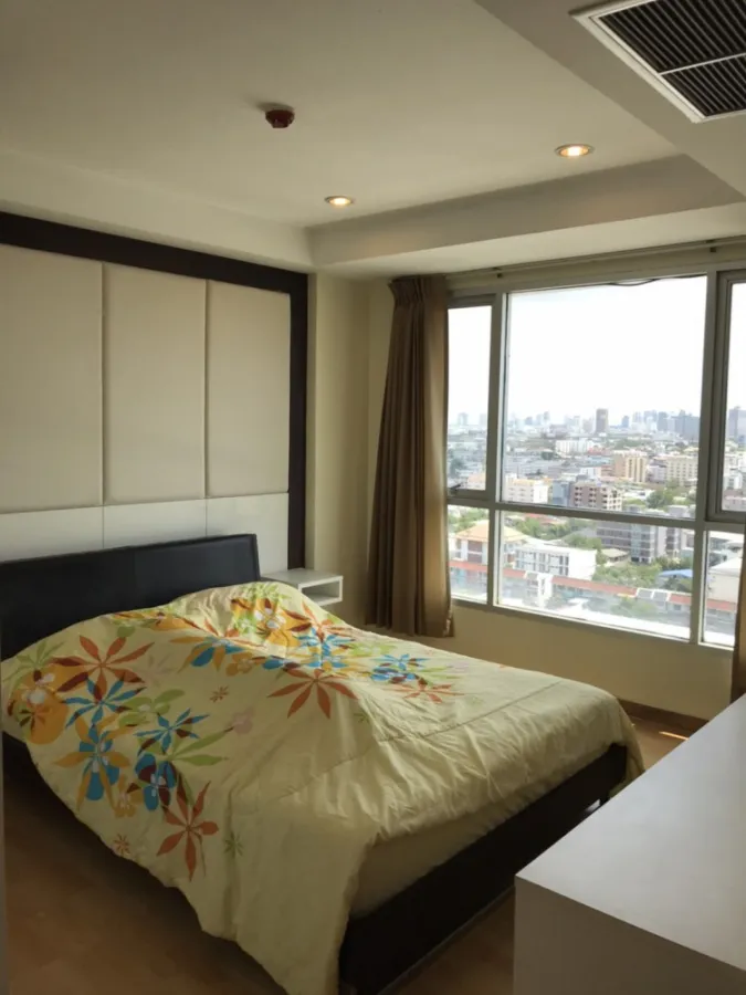 For sale urgently!! Condo The Inspire Place Abac Rama 9, beautiful room, high floor, good location, don't hesitate, book now!!