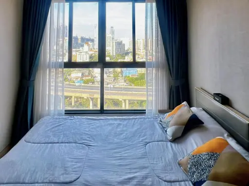For sale Ideo O2, 24th floor, very beautiful city view. Full facilities, clean room, comfortable to the eyes, book now.
