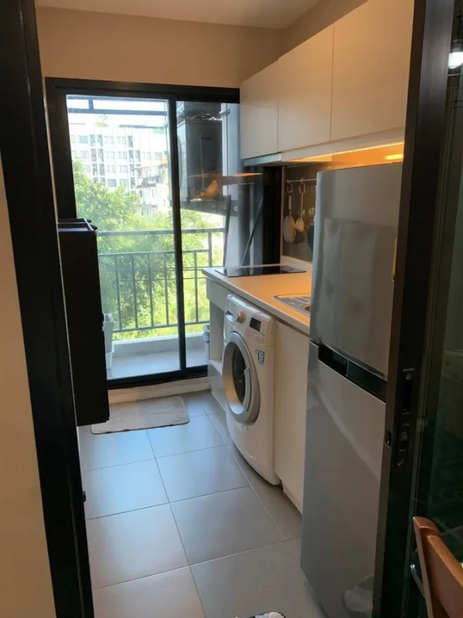 Condo for rent, Pause id, nice room, good size, modern style, complete electrical appliances, good price, hurry to book