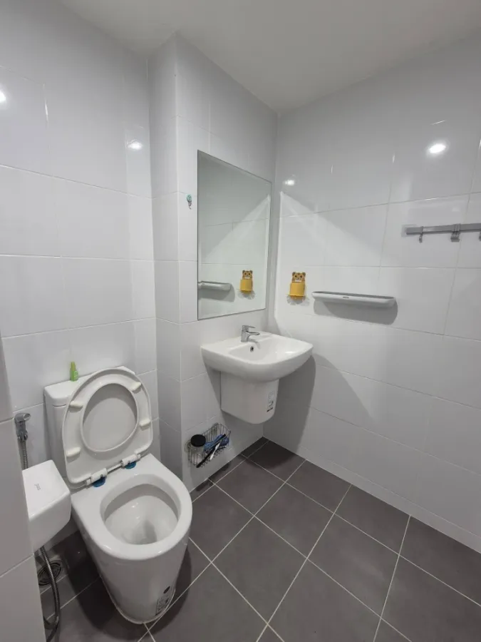 For rent: Niche id Phetkasem-Bangkae. Ready-to-move-in room at an affordable price. Fully furnished. Book now!