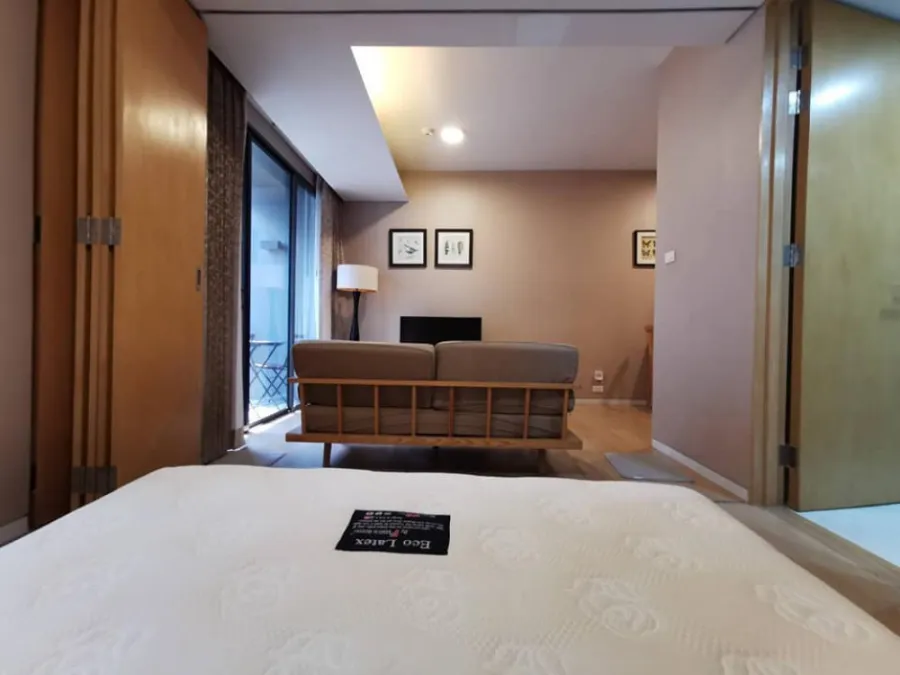 ขาย คอนโด ไซมิส จอยญ่า สุขุมวิท 31 ชั้น 5 วิวสระ พร้อมเฟอร์ รีบจองก่อนหมด!!
