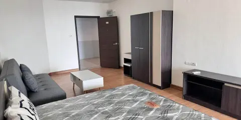 For rent: Supalai City Resort Phranangklao Station–Chaophraya. Ready-to-move-in room, affordable price, spacious and comfortable. Book now!