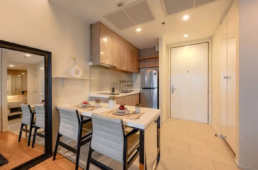 ให้เช่า Circle 2 Living Prototype ห้องชั้นสูง 20+ พื้นที่กว้างขวาง ตกแต่งสวยครบ ห้ามพลาด