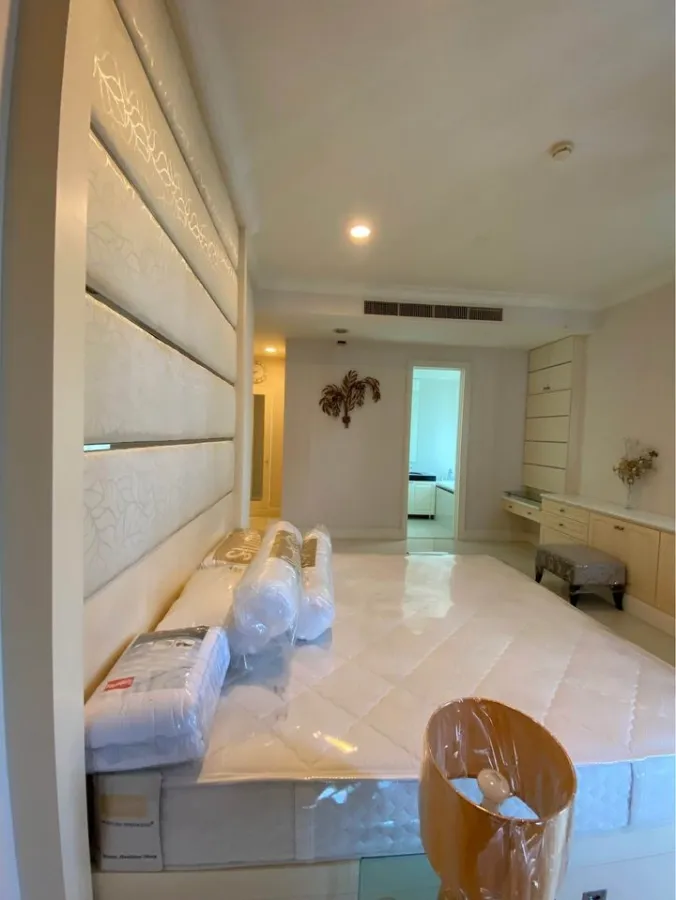 For Rent Royce Private Residences คอนโดหรู ใจกลางเมือง พื้นที่ใช้สอบเพียบ เดินทางสะดวกสบาย อย่าพลาด