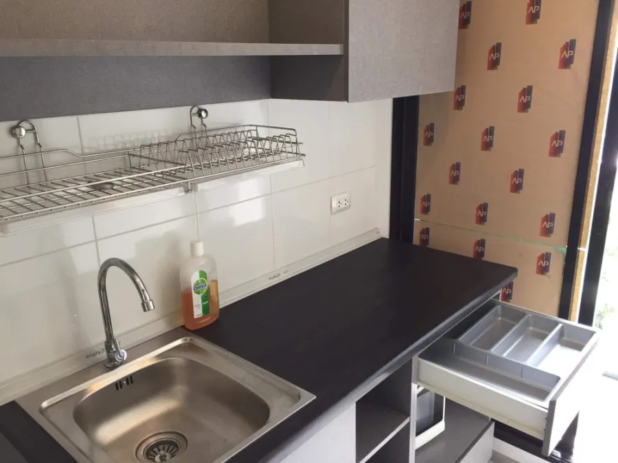 For rent/sale Aspire Sathorn-Taksin, ready to move in. Have a great view of the pool Fully furnished, electrical appliances, good price, hurry to rese