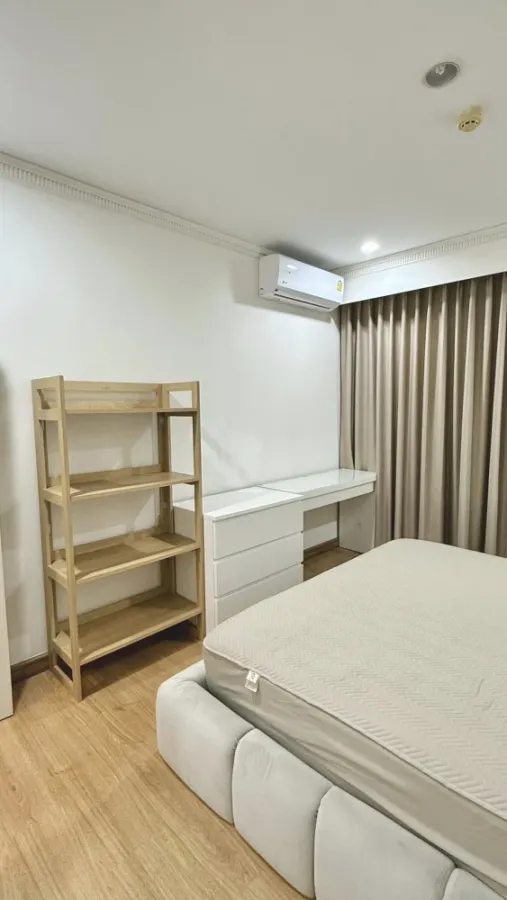 For rent: Supalai Wellington II, 1 bedroom, 1 bathroom, spacious living area, fully furnished. Book now!