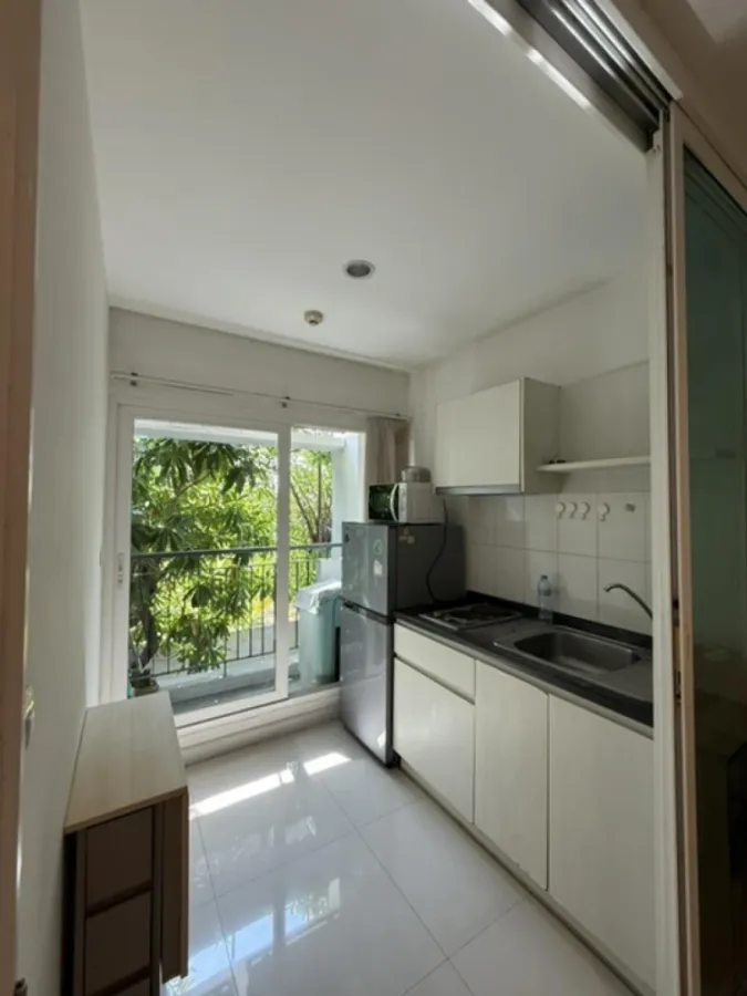 For sale: Aspire Srinakarin, 2nd floor, separate rooms, fully furnished, nice to live in. Interested in owning one? Hurry and reserve now!