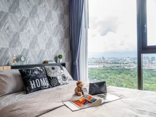 For rent, The Line Chatuchak-Mochit, garden view, beautiful room, attached to the wallpaper, very pleasant Book in advance