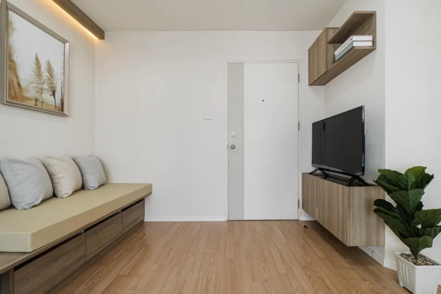 For sale, Lumpini ville On Nut 46, beautifully decorated room, soft tone, proportional, plus a great price, don't miss it.