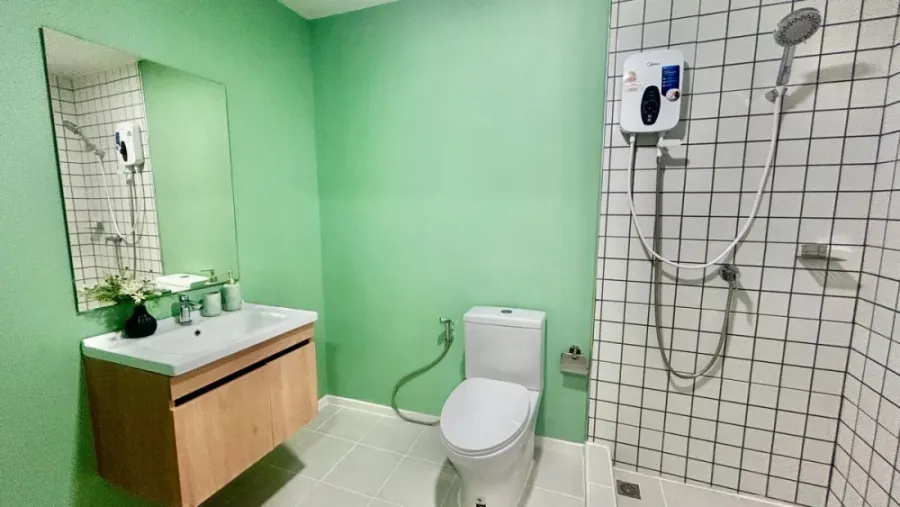 For rent: Twize Future Rangsit, 5th floor, fully furnished, ready to move in. Interested? Reserve now! Urgent!