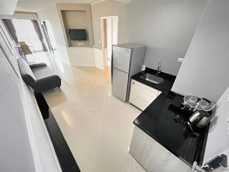 For rent!! Condo Waterford Sukhumvit 50, 6th floor, Building F, fully furnished. Ready to move in, book now!!