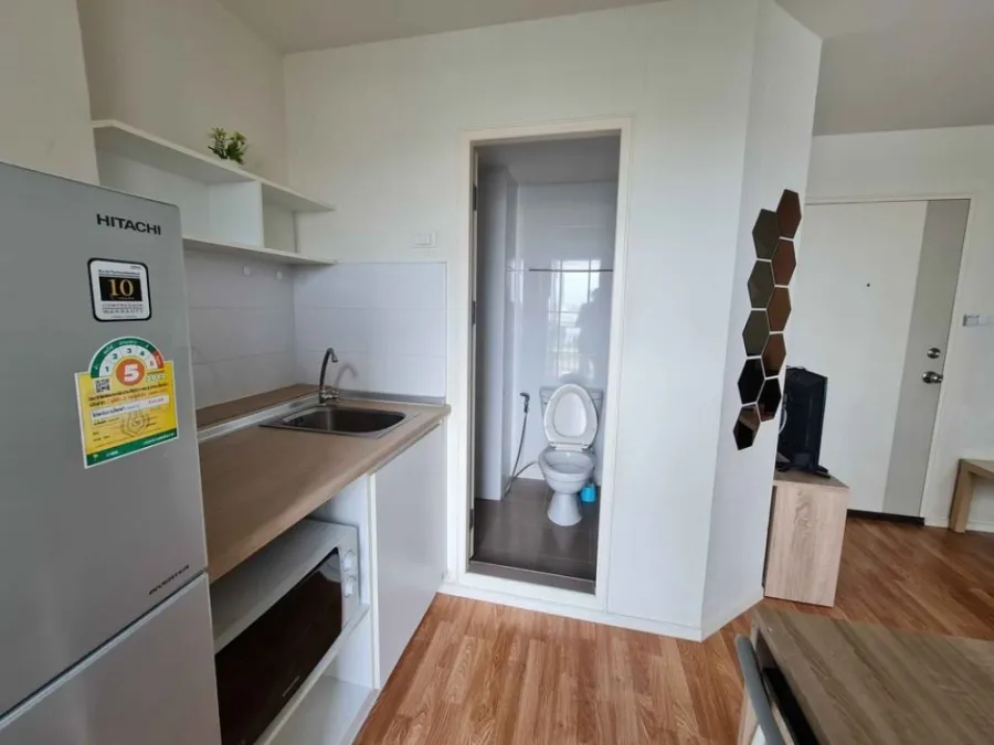 For rent, Lumpini Park Phetkasem 98, open view, clean room very well proportioned If interested, hurry to reserve now.