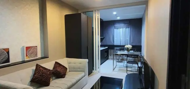 ขาย Rhythm Sukhumvit 44/1 ชั้น 8 วิวสวน ห้องกว้าง กั้นเป็นสัดส่วน โซฟานั่งสบาย พลาดแล้วจะเสียใจ images