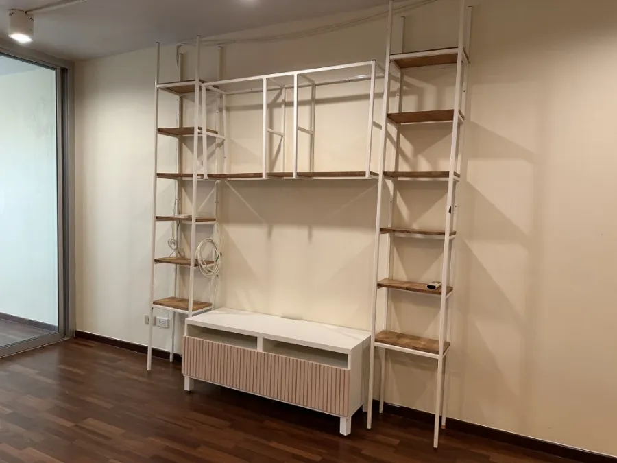 For rent S.V. City Rama 3, very spacious room, not cramped at all, complete with furniture and electrical appliances, ready to move in immediately.