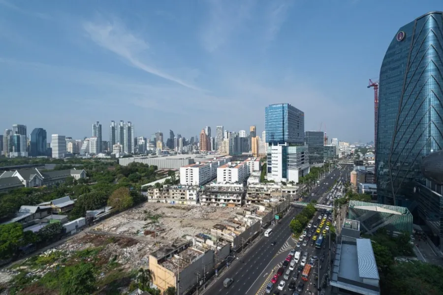 For sale or rent: COCO PARC, corner room with privacy, plenty of usable space, elegantly decorated, looks expensive, fully furnished, don't miss out!