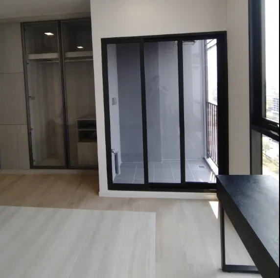 For rent, Modiz Lawn Rangsit, 14th floor, high floor, good view, new room, very nice, hurry to book before it's out of hand.