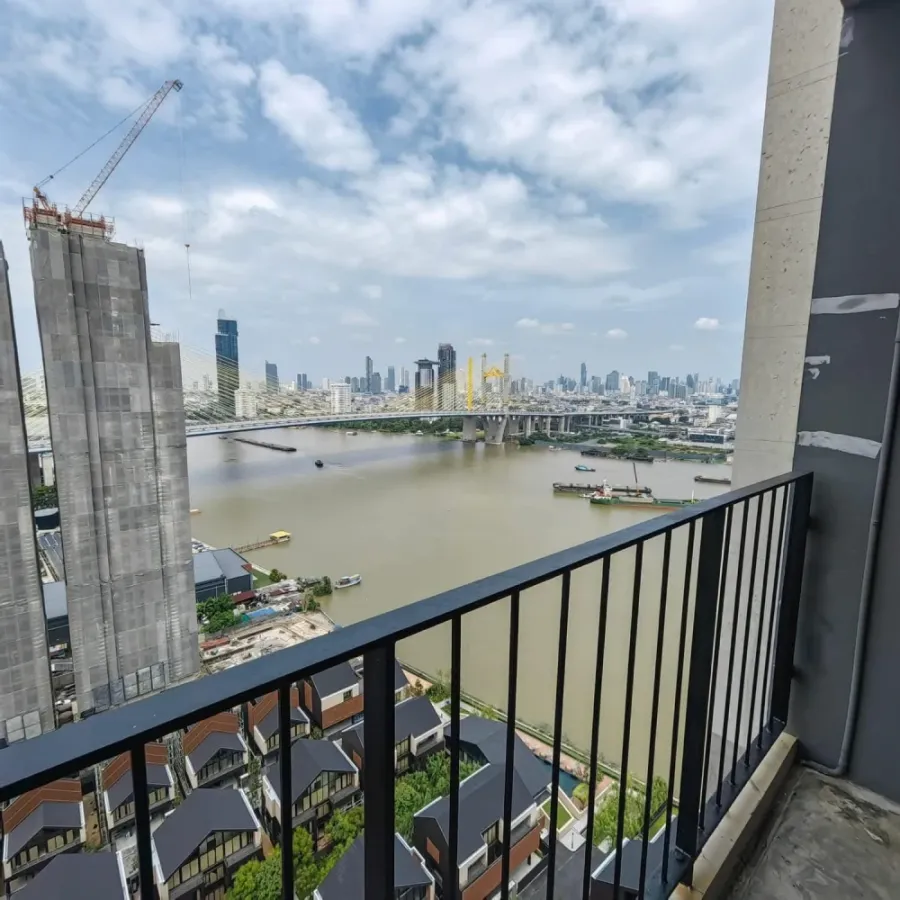 For rent: Chapter One Modern Dutch, very high floor, Chao Phraya River view in every room, with balcony for viewing. You must arrange it!!