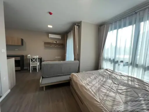 ให้เช่า Dcondon Hideaway รังสิต เฟส 4 ตกแต่งพร้อมอยู่ เฟอร์นิเจอร์ครบครัน หิ้วกระเป๋าเข้าอยู่ได้เลย images