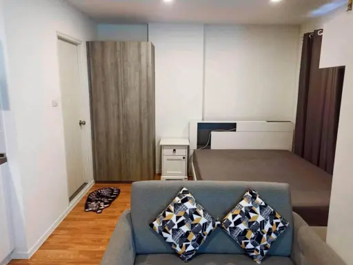 For rent, Lumpini Ville Phra Nang Klao-River View, 8th floor, open and airy view. Good furniture, hurry and reserve now.