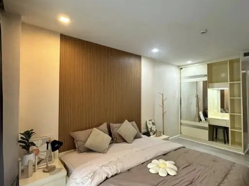 Apus condo for rent, 3rd floor, with high-quality built-in furniture and complete amenities. Book now! images