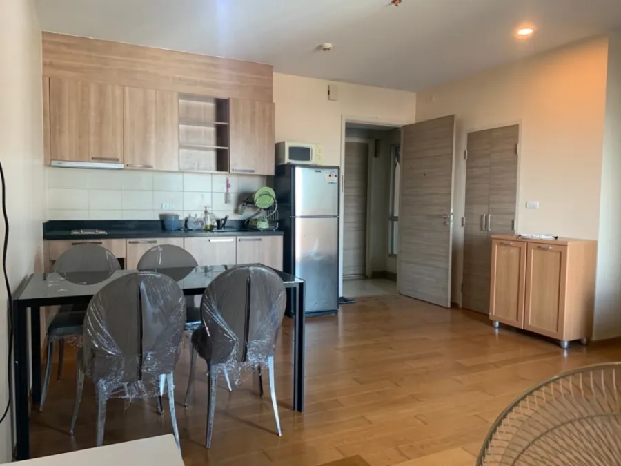 Condo for sale, Hive Taksin, fully furnished and electrical appliances, beautiful room, can't miss it, hurry up