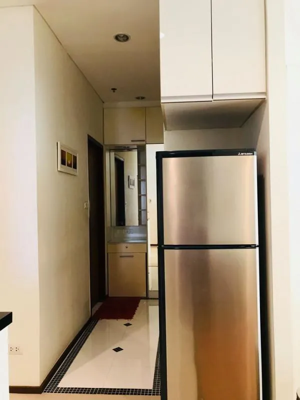 ให้เช่า Villa สาทร ห้องBuilt-inจัดเต็ม โทนสีขาวสบายตาสุดๆ ทิศเหนือเย็นสบายทั้งวัน รีบจองเลยก่อนหลุด