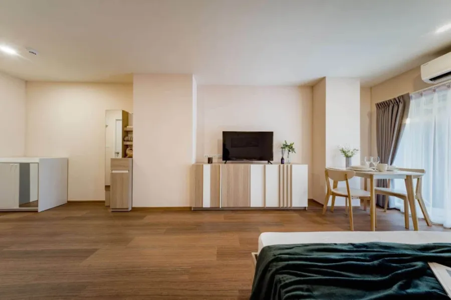 For rent: Lumpini Condo Town Ekachai 48, Studio room. Nicely furnished, great view, very livable! You have to check it out!