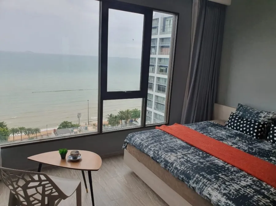 For rent, Aeras Condo (Jomtien), beautiful sea view, wide room, ready to move in, good atmosphere, convenient, complete, book now!