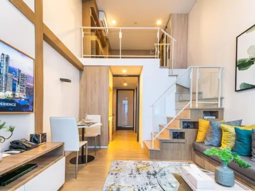 Sell ​​down payment!! Condo Landmark at MRT Station, Loft room, Building B, 19th floor, hurry and book now, don't wait!!