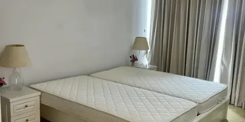 ขาย Supalai Casa Riva ชั้น 9 ห้องกว้าง ระเบียงทั้งสองได้วิวแม่น้ำและสระว่ายน้ำ น่าจองสุดๆ