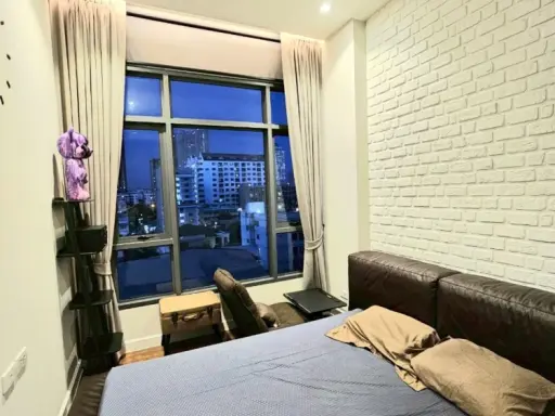 ขาย Mayfair Place Sukhumvit 50 1 ห้องนอน 1 ห้องน้ำ ตกแต่งคุมโทน ติดวอลเปเปอร์อย่างดี รีบจองเลยตอนนี้
