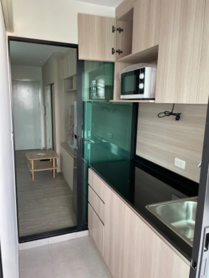ให้เช่า รีช พหลโยธิน 52 ชั้น 5 ห้องสวย น่าอยู่ พร้อมเฟอร์นิเจอร์และเครื่องใช้ไฟฟ้าครบ จองเลย