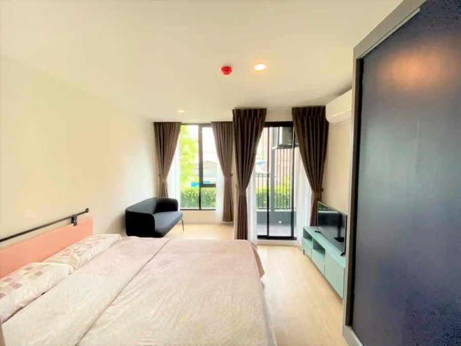 Urgent sale!! Attitude BU Condo, 4th floor, Building A, beautiful and inviting unit, fully furnished, ready to move in! Reserve now!